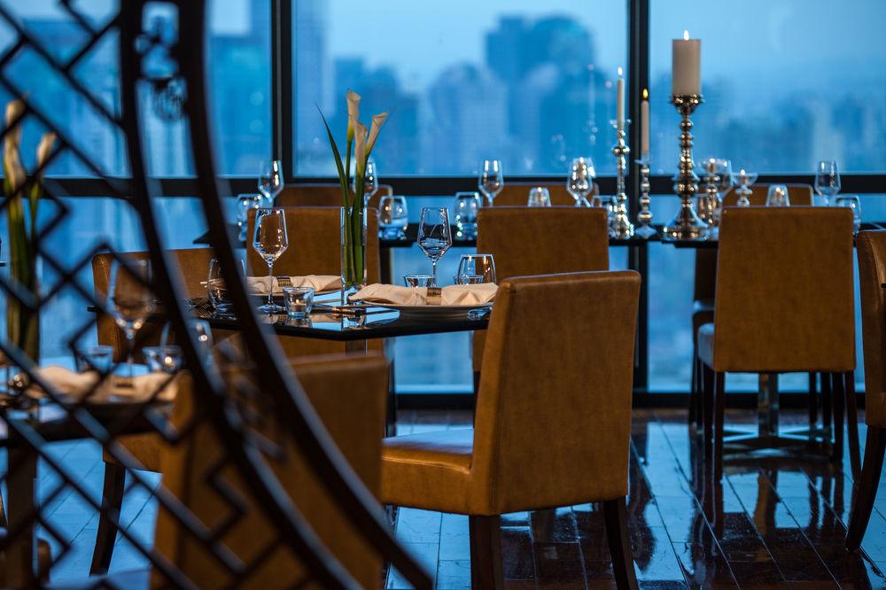 Renaissance Zhongshan Park Hotel 5*