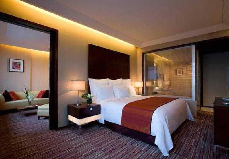 Hotel Renaissance Zhongshan Park